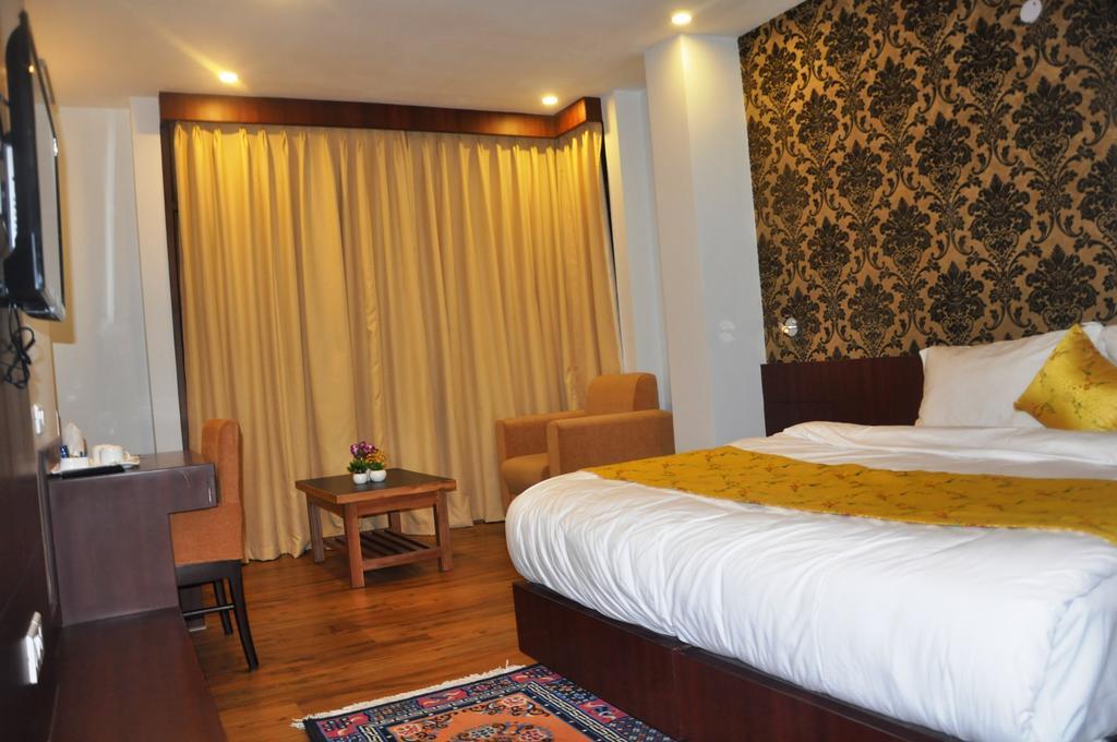 The Golden Crest Hotel Gangtok Luaran gambar