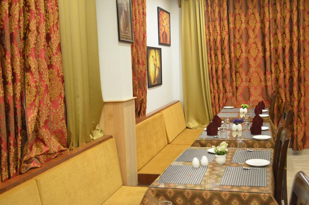 The Golden Crest Hotel Gangtok Luaran gambar