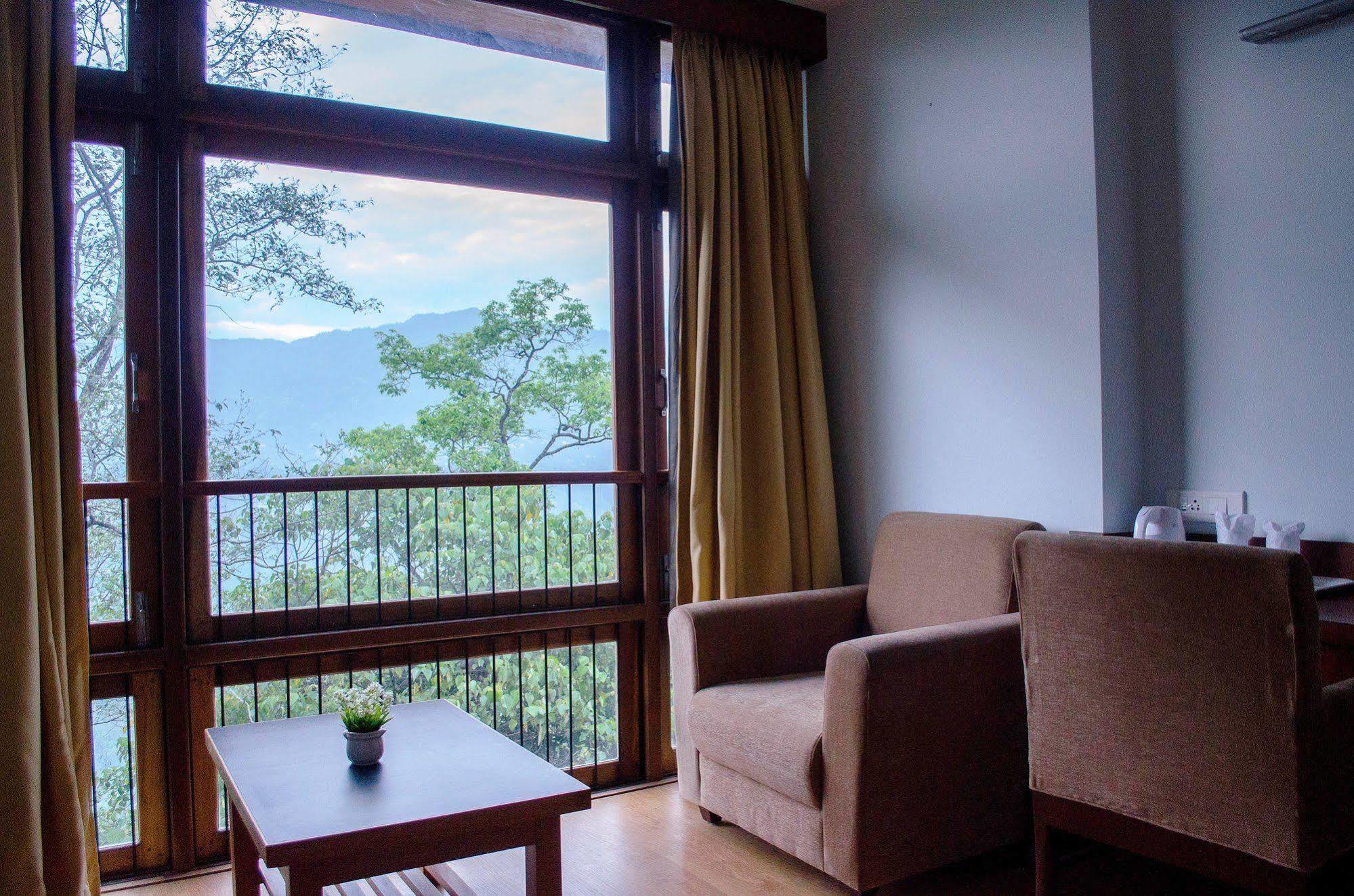 The Golden Crest Hotel Gangtok Luaran gambar