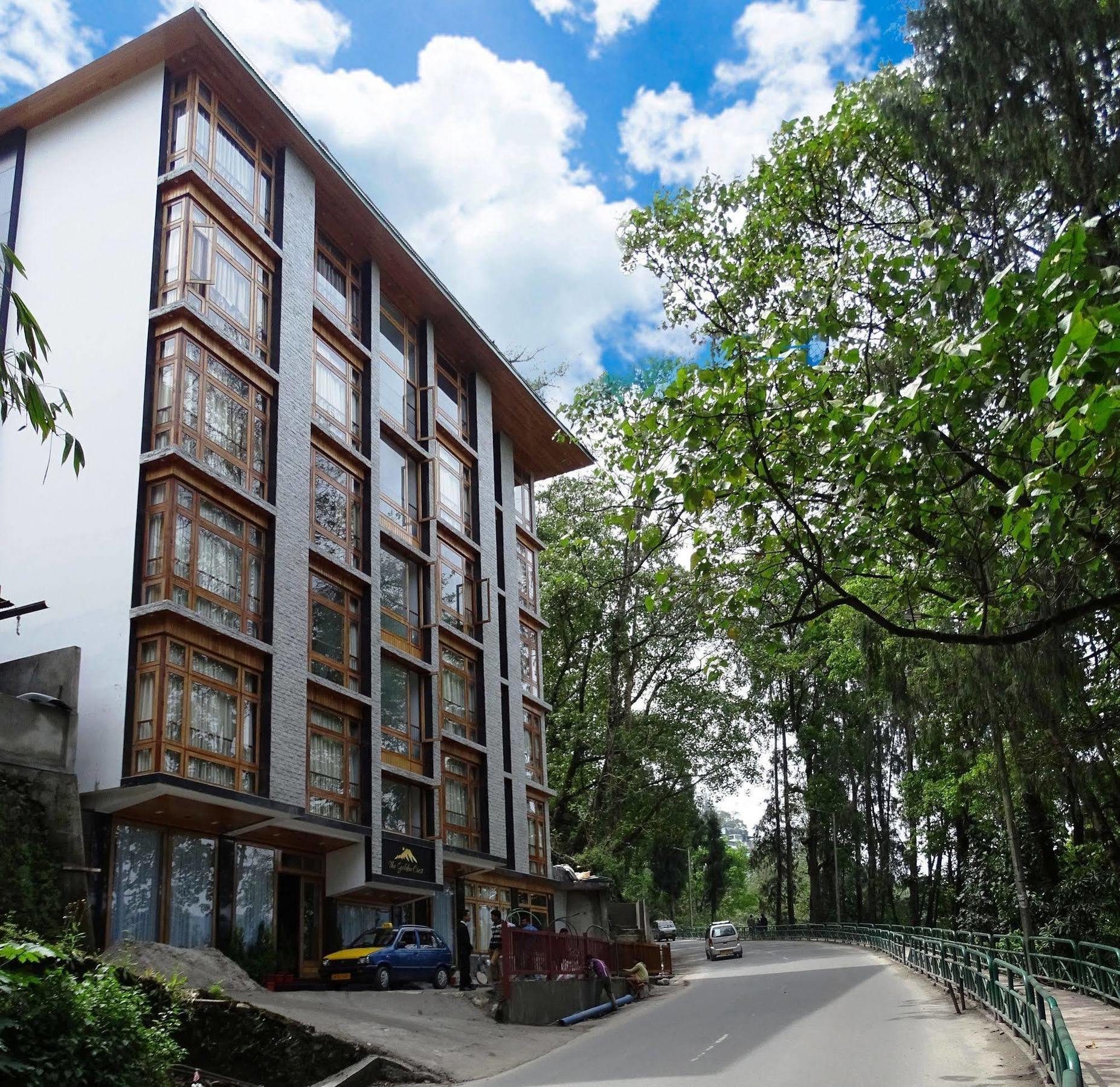 The Golden Crest Hotel Gangtok Luaran gambar