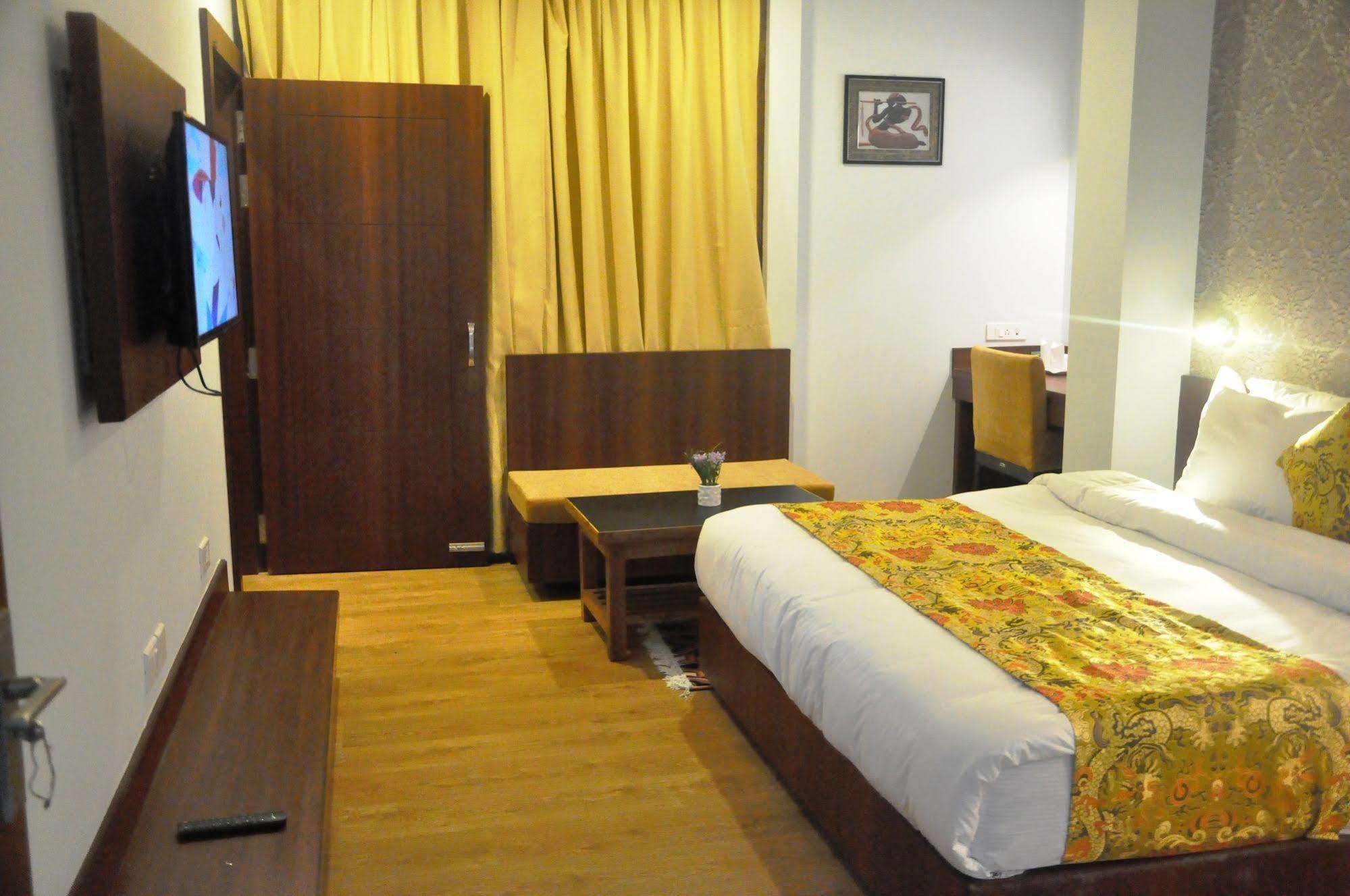 The Golden Crest Hotel Gangtok Luaran gambar
