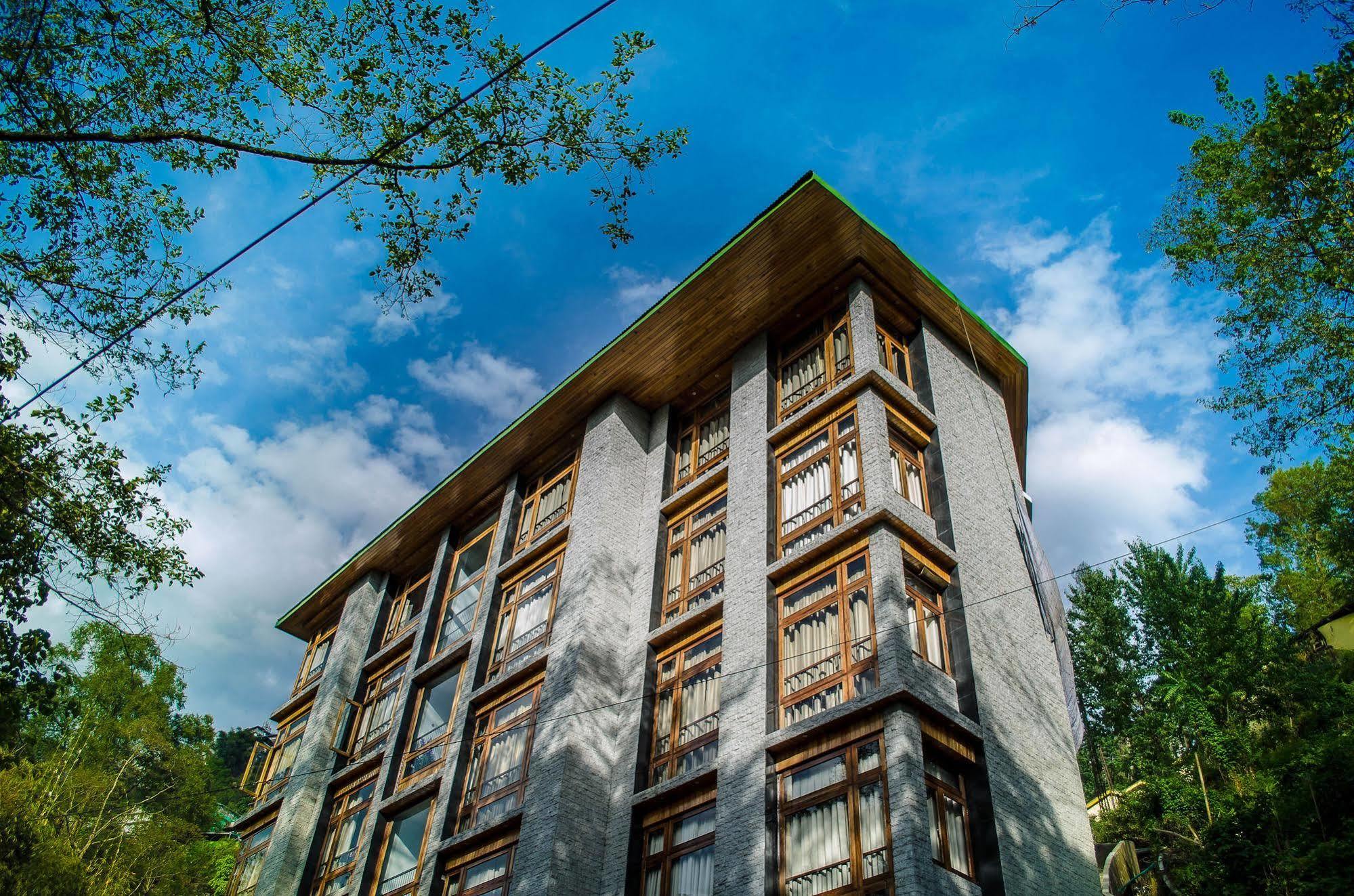 The Golden Crest Hotel Gangtok Luaran gambar